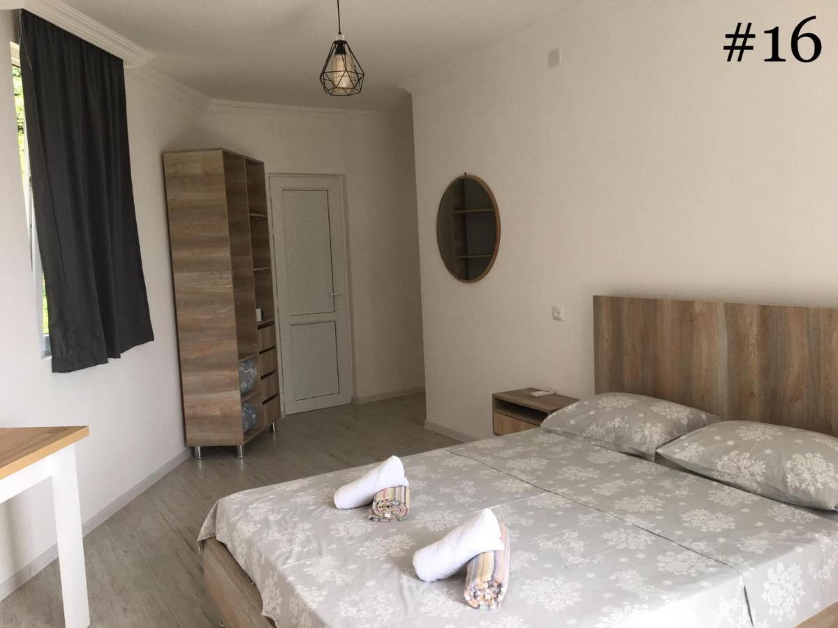 Гостевой дом Rezo's House Квариати Экстерьер фото