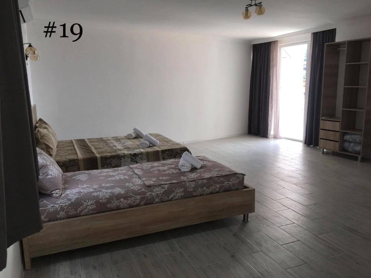 Гостевой дом Rezo's House Квариати Экстерьер фото