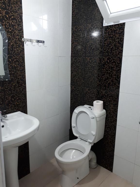 Гостевой дом Rezo's House Квариати Экстерьер фото